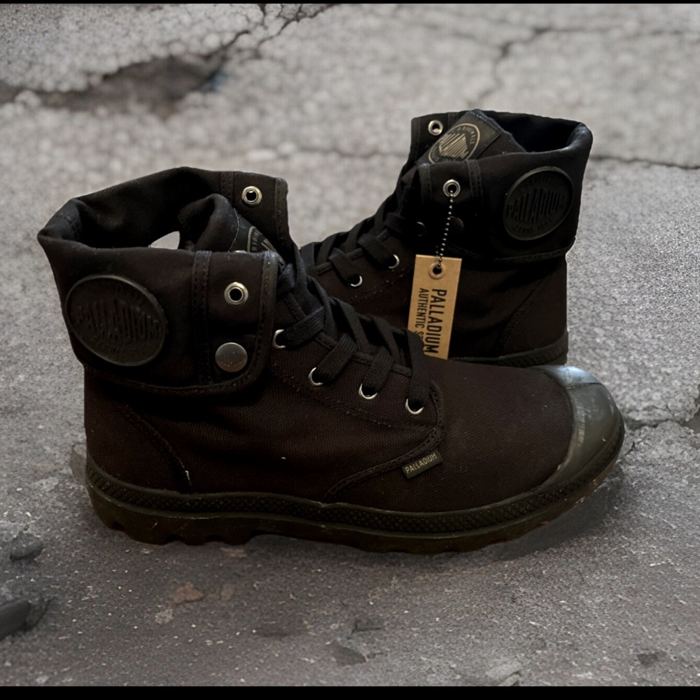 Palladium BAGGY Men's Black Boots W/Foldable Cuffs Cushion Insole Sneaker/Boots